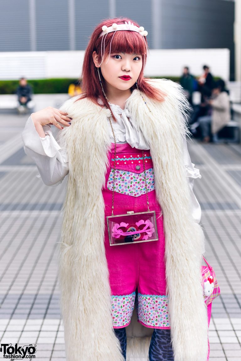 Tokyo Teen Street Styles w/ Perverze Faux Fur Coat, Maison Margiela ...