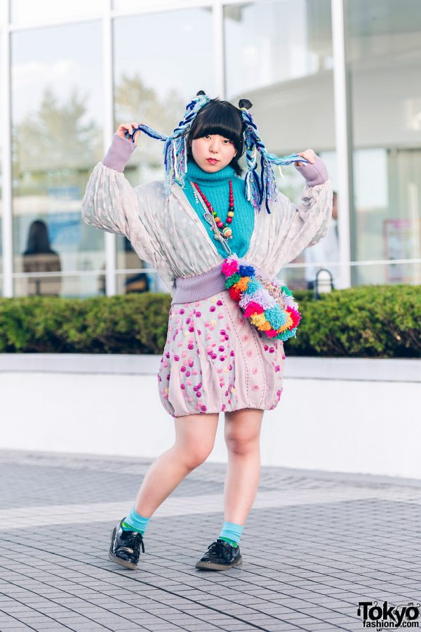 Bunka Fashion College Kawaii Street Style w/ Turquoise Turtleneck, Dotted Top, Printed Skirt & Multicolored Yarn