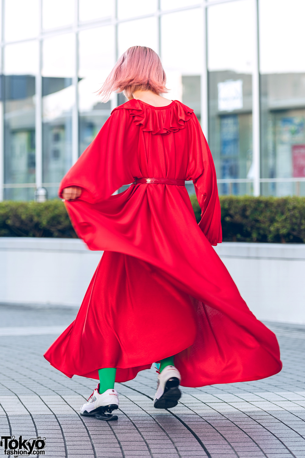 Bunka Fashion College Colorful Vintage Street Style w/ Red Dress ...