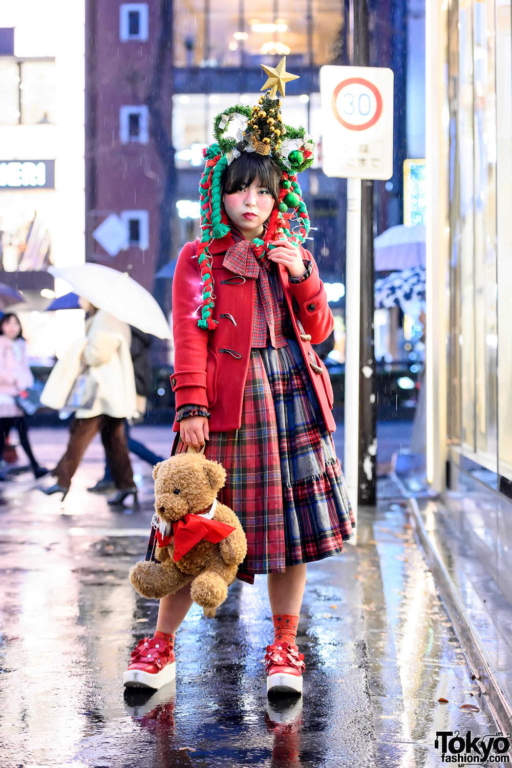 Harajuku Christmas Tree Street Style w/ HEIHEI, Hand Made, Tokyo Bopper & Vintage Fashion