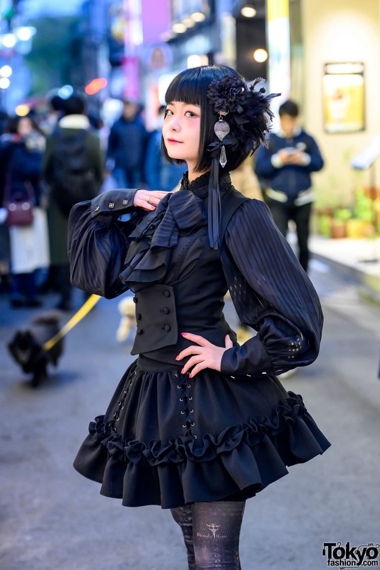 Japanese Gothic Lolita Street Style w/ MR Corset Top, Sheglit Vest, Na ...