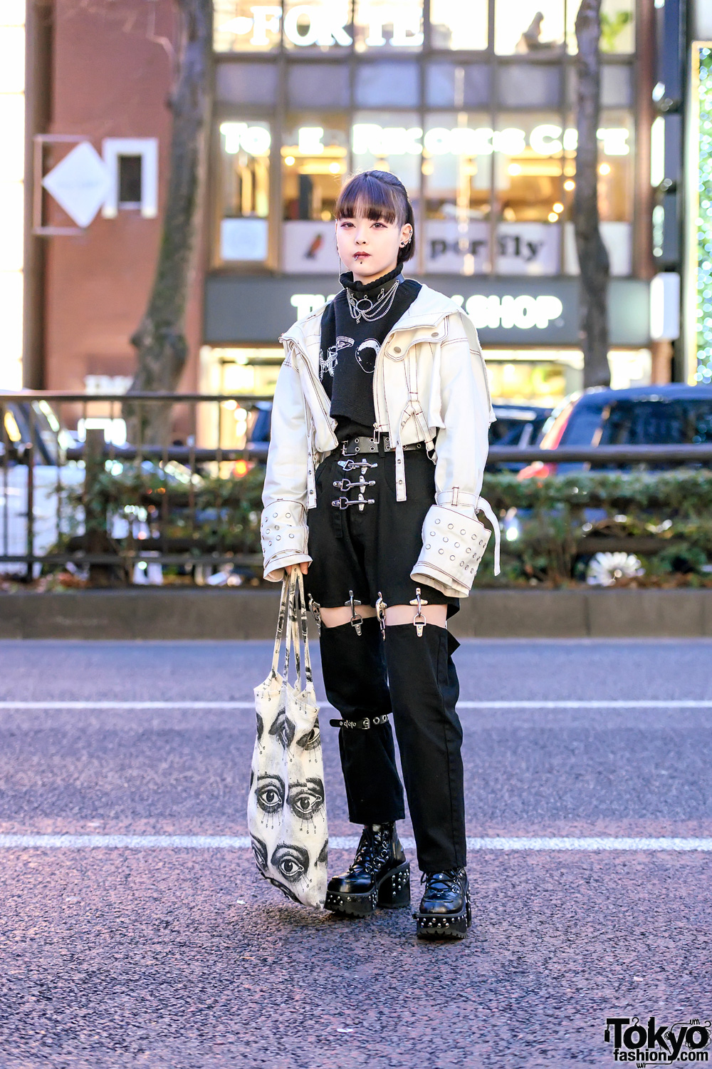 Harajuku Girl in MYOB NYC Fireman Joint Pants, Oversized Sleeve Jacket,  Piercings  Studded Boots – Tokyo Fashion