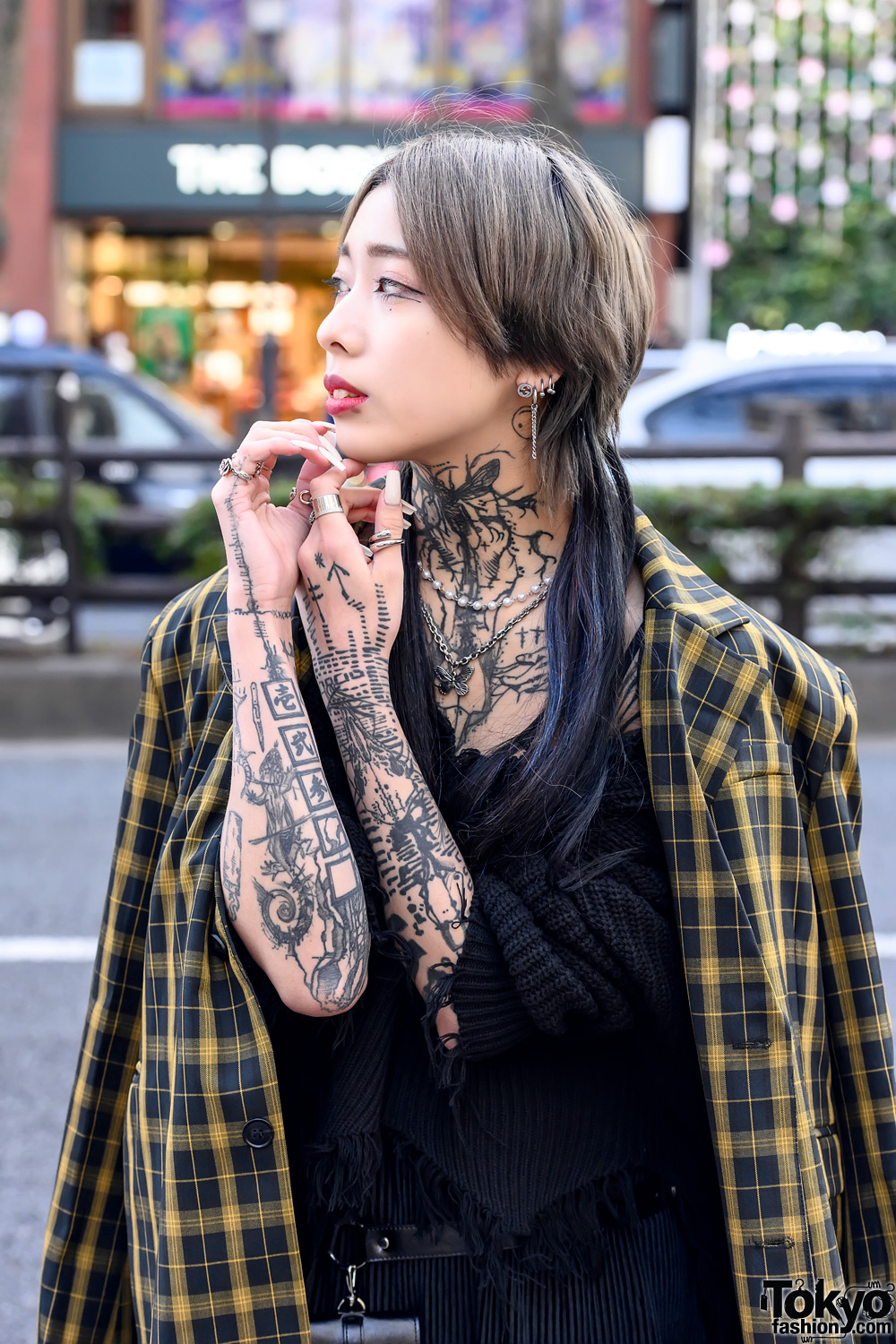 Japanese Tattoo Model in Harajuku w/ Never Mind The XU