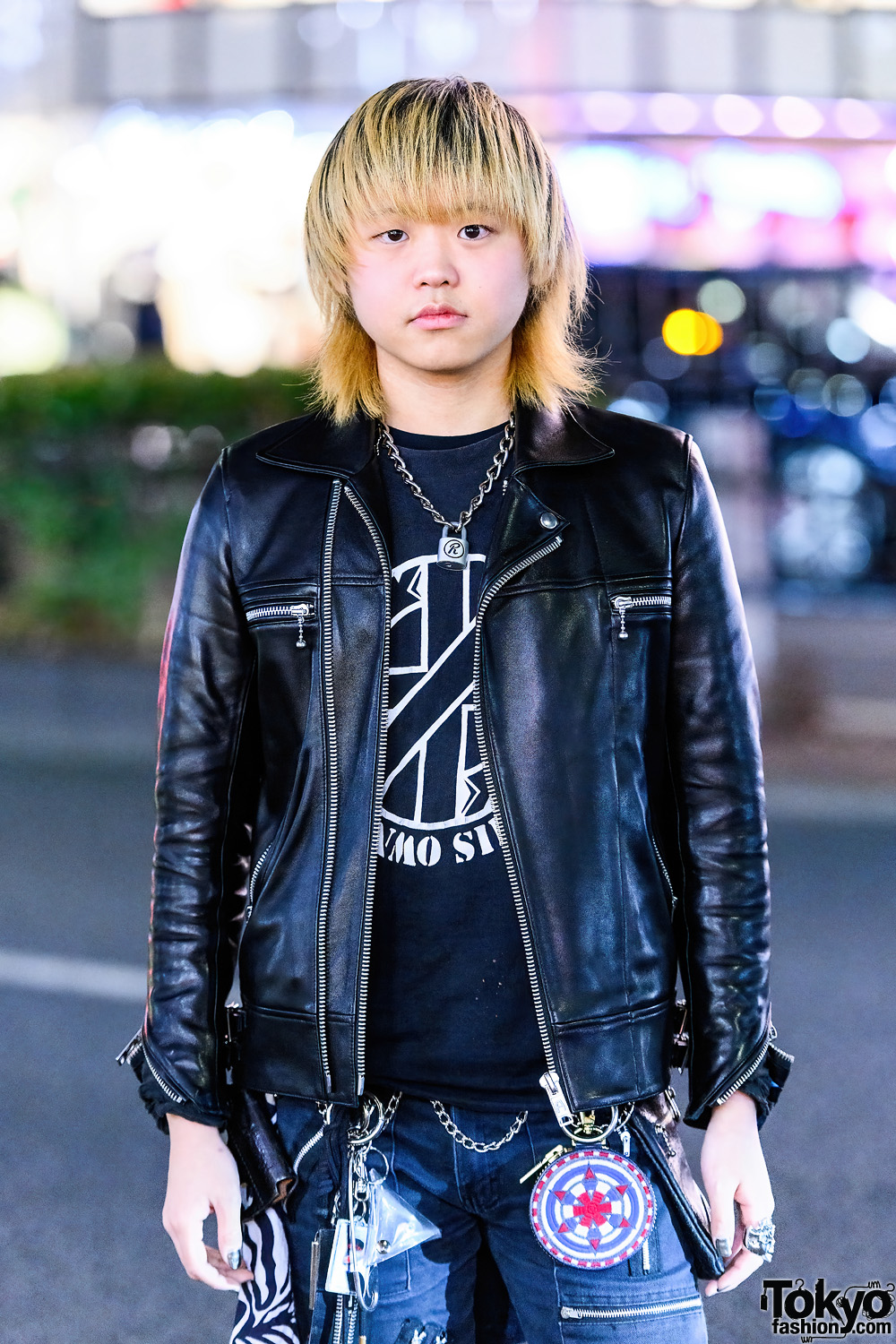 Japanese All Black Punk Street Style w/ Lock Necklace, Knuckleduster ...