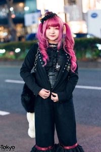 Black & Pink Tokyo Street Style w/ Pink Hair, Lace Headpiece ...