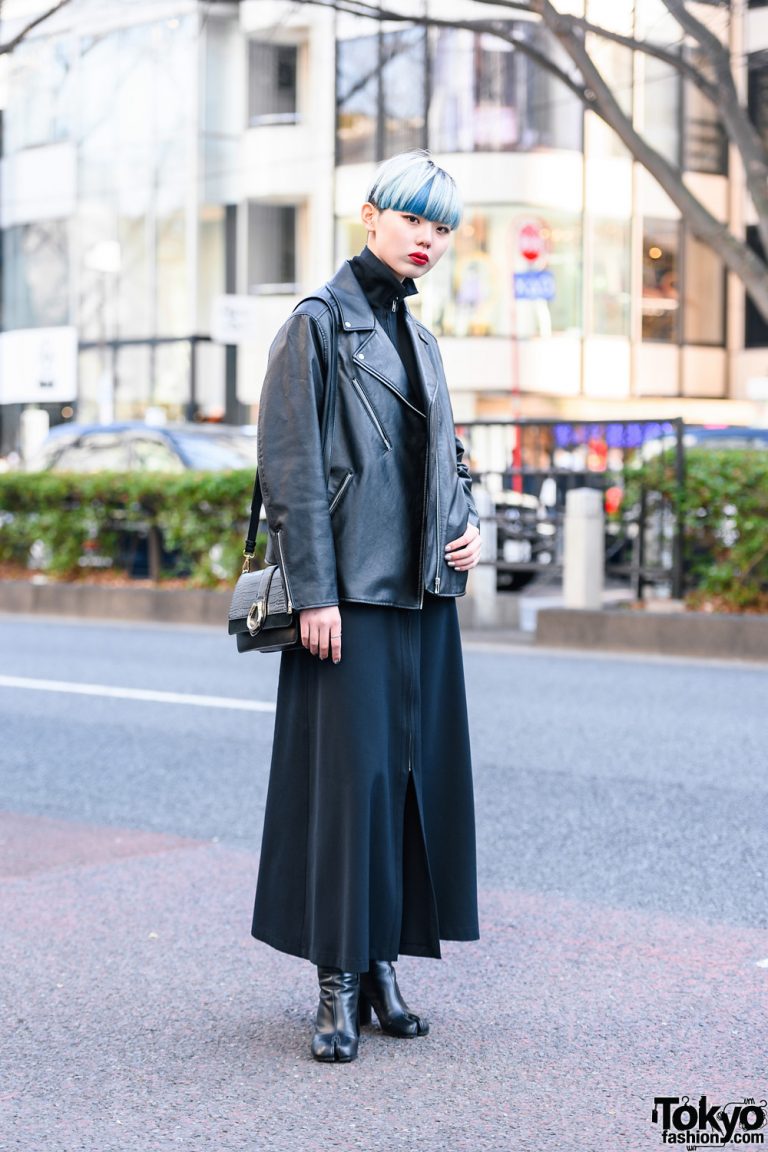 Chic Minimalist Japanese Street Fashion w/ Silver Blue Bob, Motorcycle ...