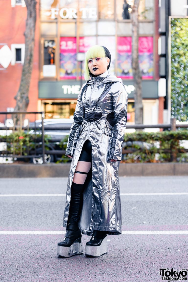 Dolls Kill Cyberpunk Harajuku Street Style w/ Striking Makeup ...