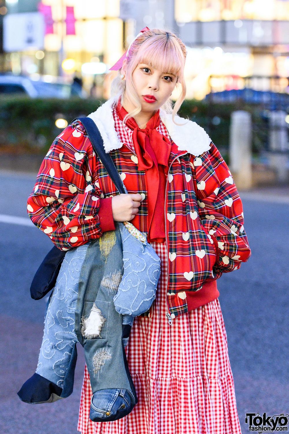 Red HEIHEI Streetwear Style w/ Ombre Pink Hair, Gingham Dress, Plaid ...