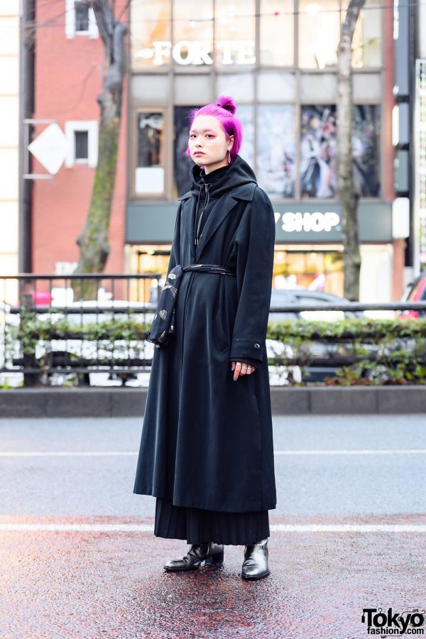 All Black Menswear Street Style w/ Pink Hair, Resale Fashion, Keisuke ...