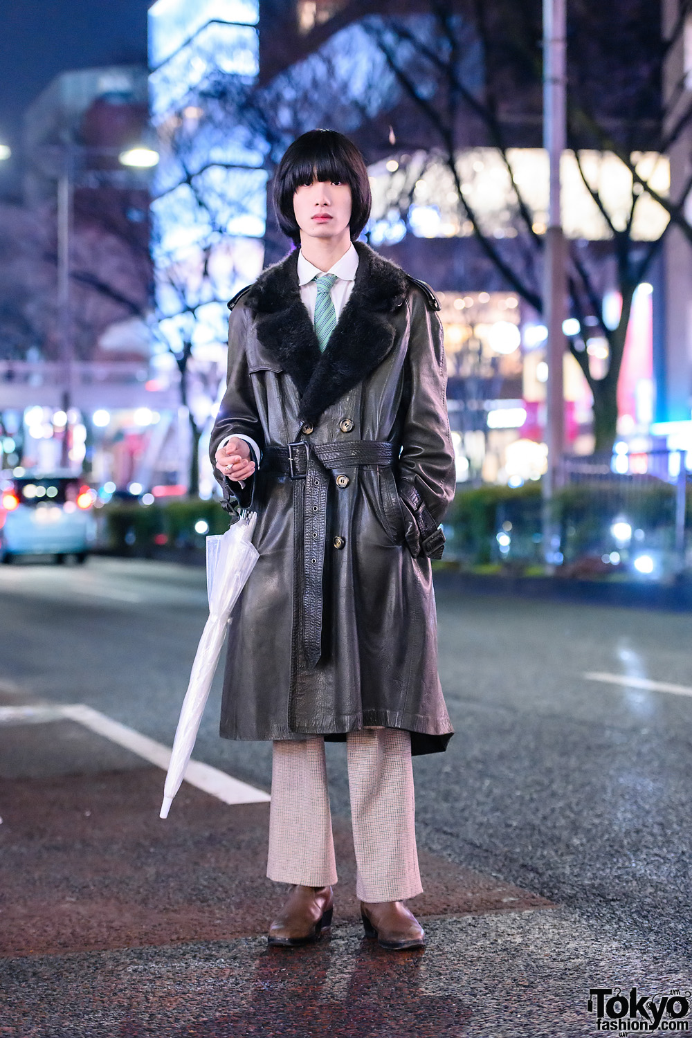 Retro Tokyo Street Style w/ Blunt Pageboy Hairstyle, Vintage Belted Leather Coat, Hugo Boss, DKNY & Balenciaga Boots