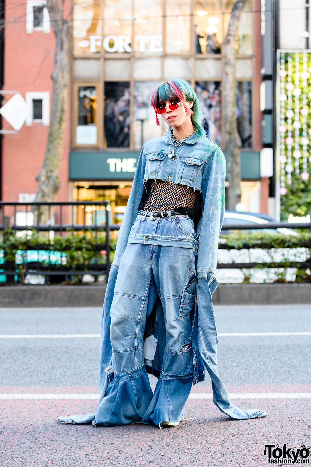 Denim Remake Street Style in Harajuku w/ Cropped Denim Jacket