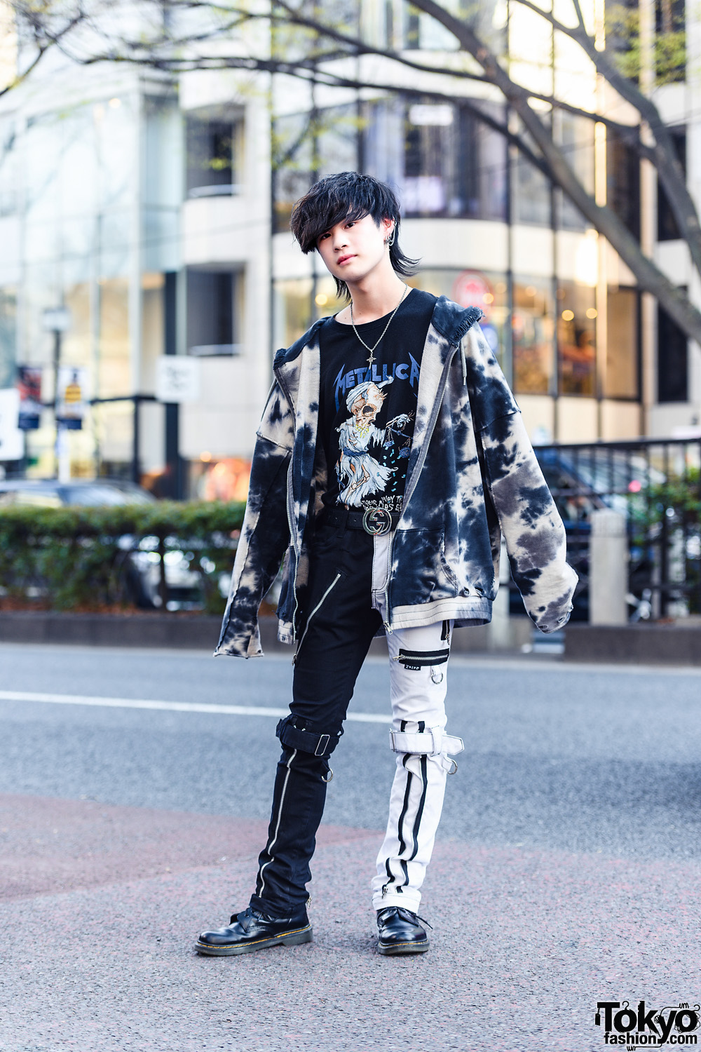 Monochrome Punk Streetwear Tokyo w/ Shaggy Hairstyle, Gucci Belt, Faith Tokyo Jacket, Metallica Shirt, Tripp NYC Strap Pants & Dr. Martens – Tokyo Fashion