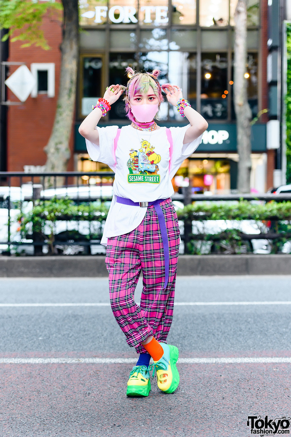 Decora Girl in GU Sesame Street Shirt, ACDC Rag Plaid Pants, Yosuke Multicolor Platform Shoes, Claire's Backpack & Assorted Decora Accessories