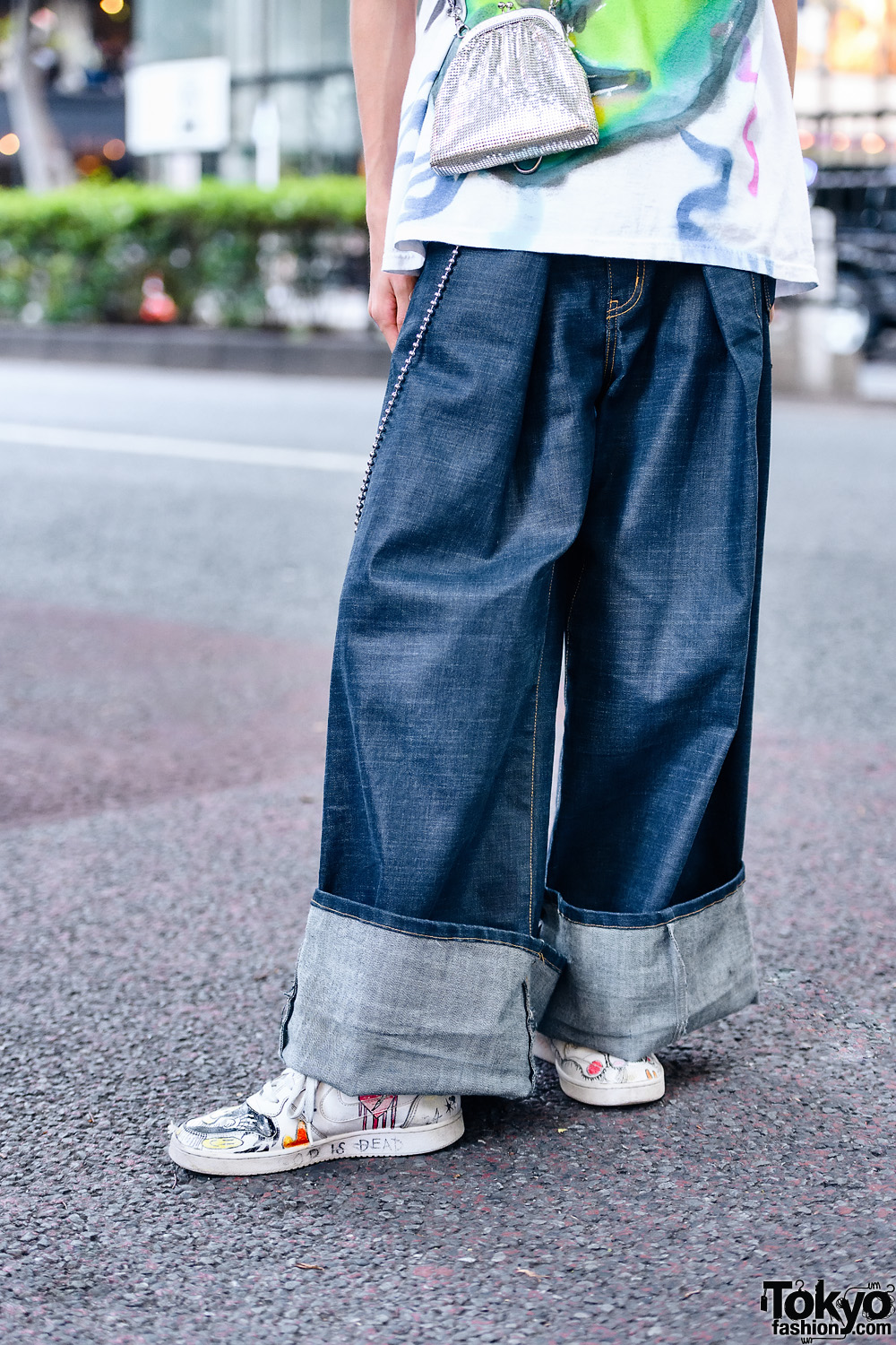 Mind Infection Painted Tokyo Street Styles w/ M.Y.O.B. Wide Leg Pants ...