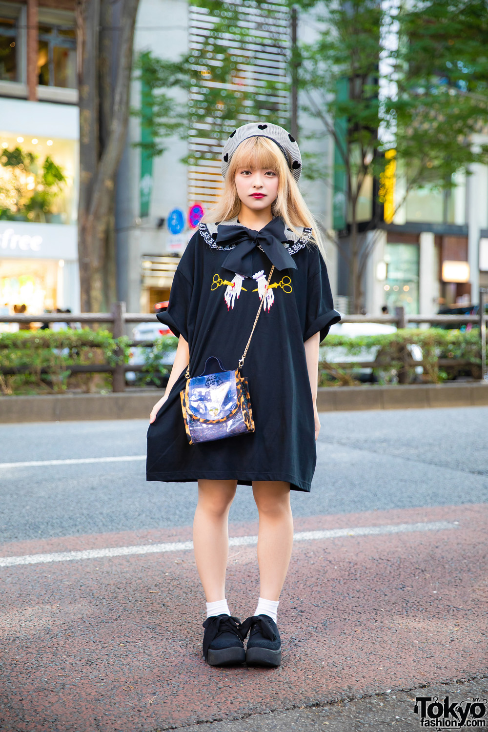 Harajuku Girl HEIHEI Fashion w/ T-Shirt Dress, Detached Collar, Beret Hat, Plaid Crossbody Bag & Tokyo Bopper Bow Shoes