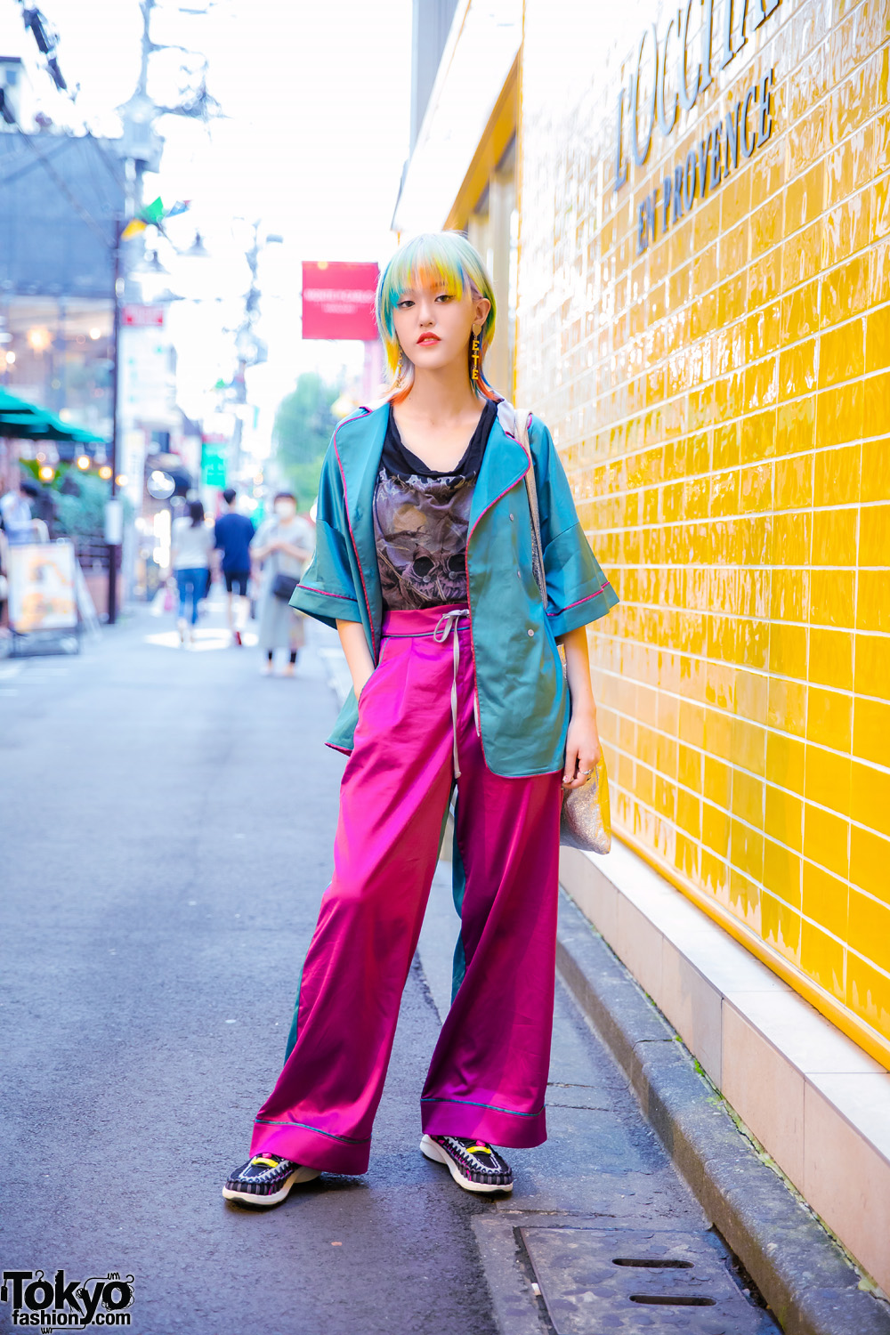 Colorful Tokyo Street Style w/ Pastel Hair, Vintage Rings, Heart