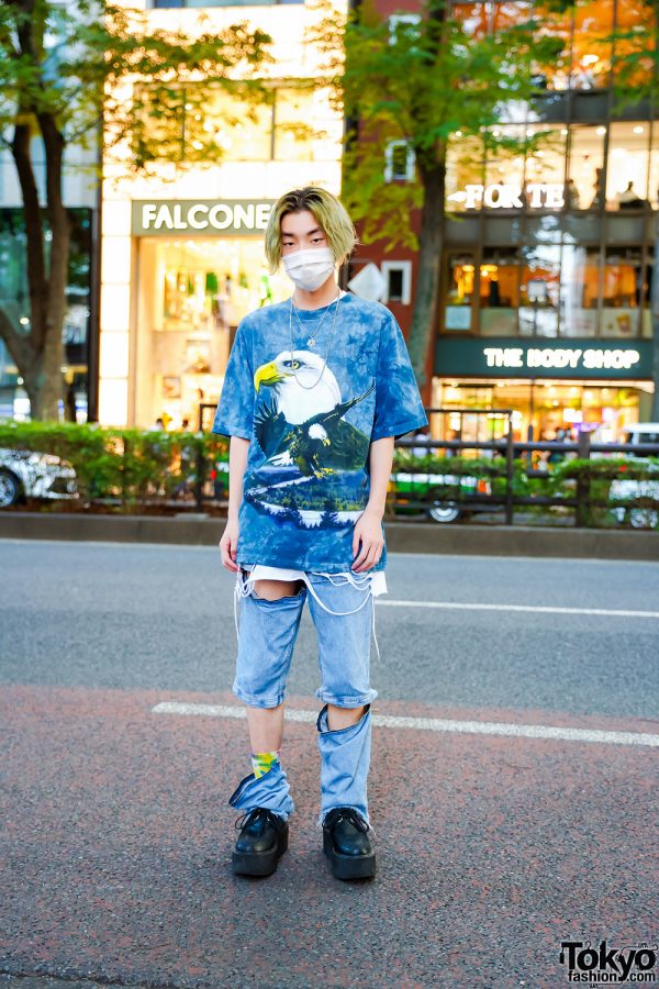 Harajuku Guy’s Tie Dye Street Style w/ Layered Necklaces, Chicago Eagle Artwork T-Shirt, Open The Door Convertible Jeans & Yosuke Creepers
