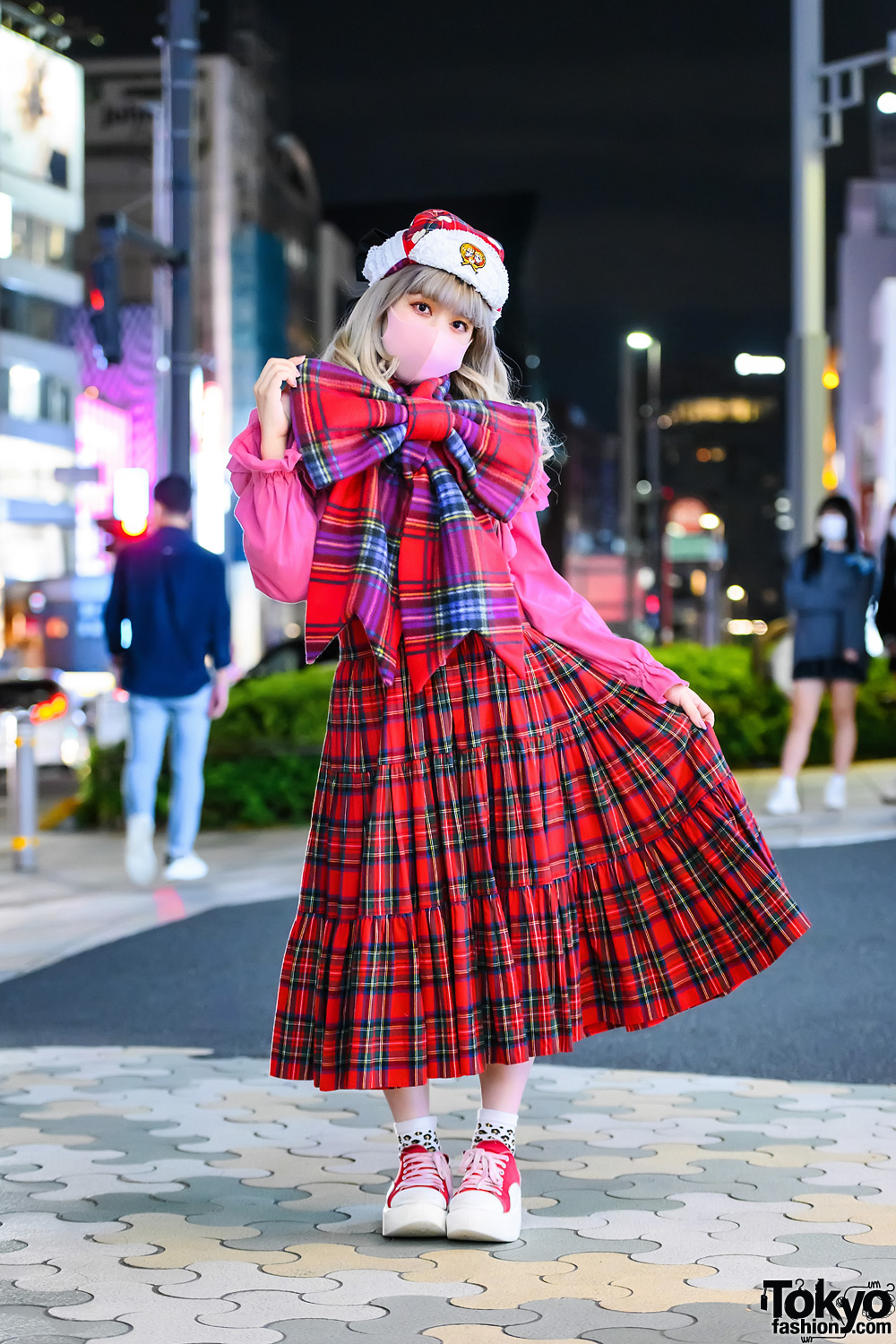 HEIHEI Giant Bow Muffler, HEIHEI Plaid Dress & Tokyo Bopper Platform Shoes in Harajuku