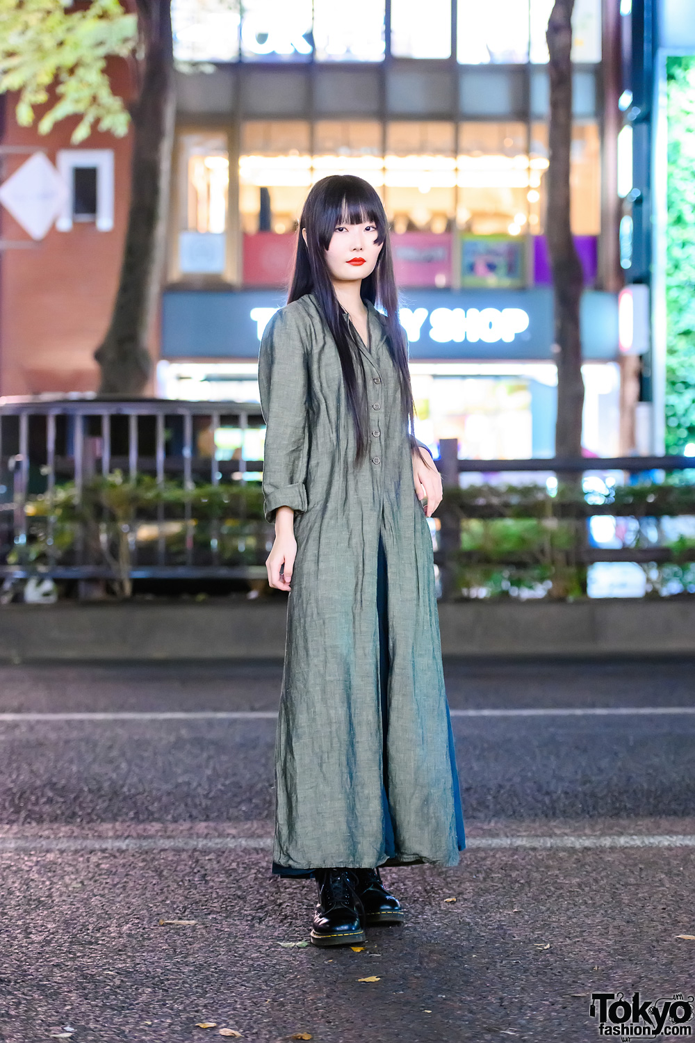 Minimalist Japanese Street Fashion w/ Long Black Hair Style, Vintage