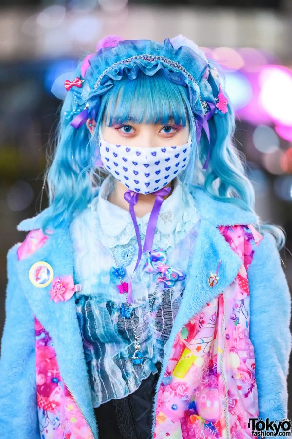 Tokyo Girls Street Styles w/ Blue Twin Tails, Two-Tone Hair, 6%DOKIDOKI ...