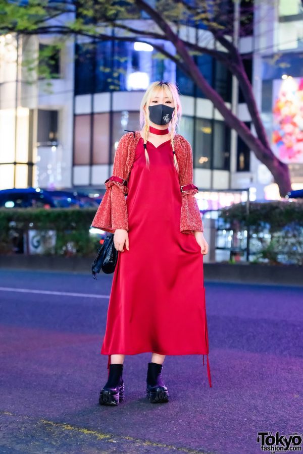 Japanese Fashion Designer in aNANA Tih Sayim Flare Sleeve Dress ...