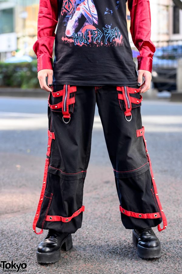 Alice Glass T-Shirt Street Style in Harajuku w/ Tripp NYC Strap Pants ...