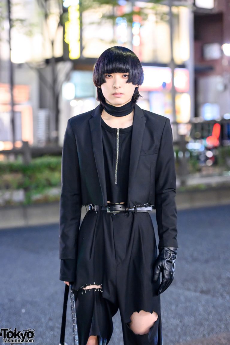 Harajuku Guy in Monochrome w/ Cool Hairstyle, Cropped Blazer, Cutout ...