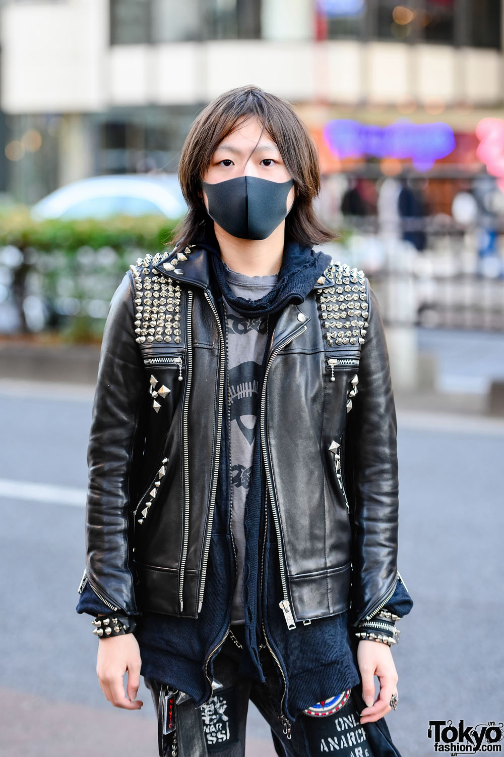 https://tokyofashion.com/wp-content/uploads/2021/05/NK-2021-01-31-002-003-Harajuku-DZ7-5051.jpg