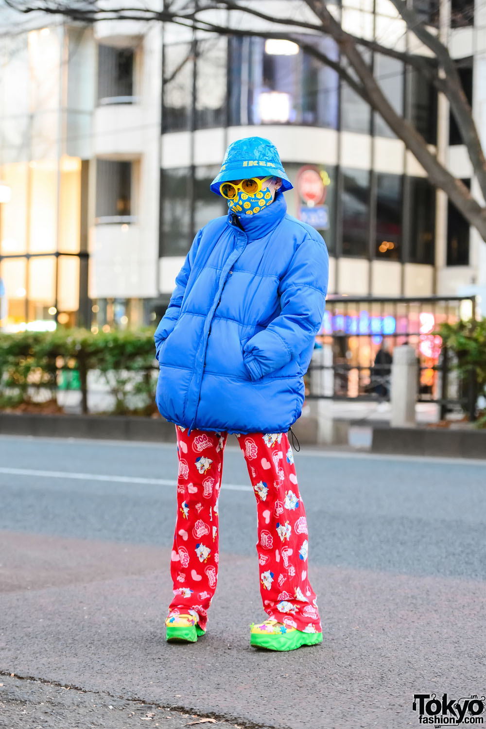 Tootsie Roll Pop Pants in Harajuku w/ IKEA Bucket Hat, Smiley Face Sunglasses, H&M Puffer Jacket, UNIQLO & Yosuke USA Cutout Shoes