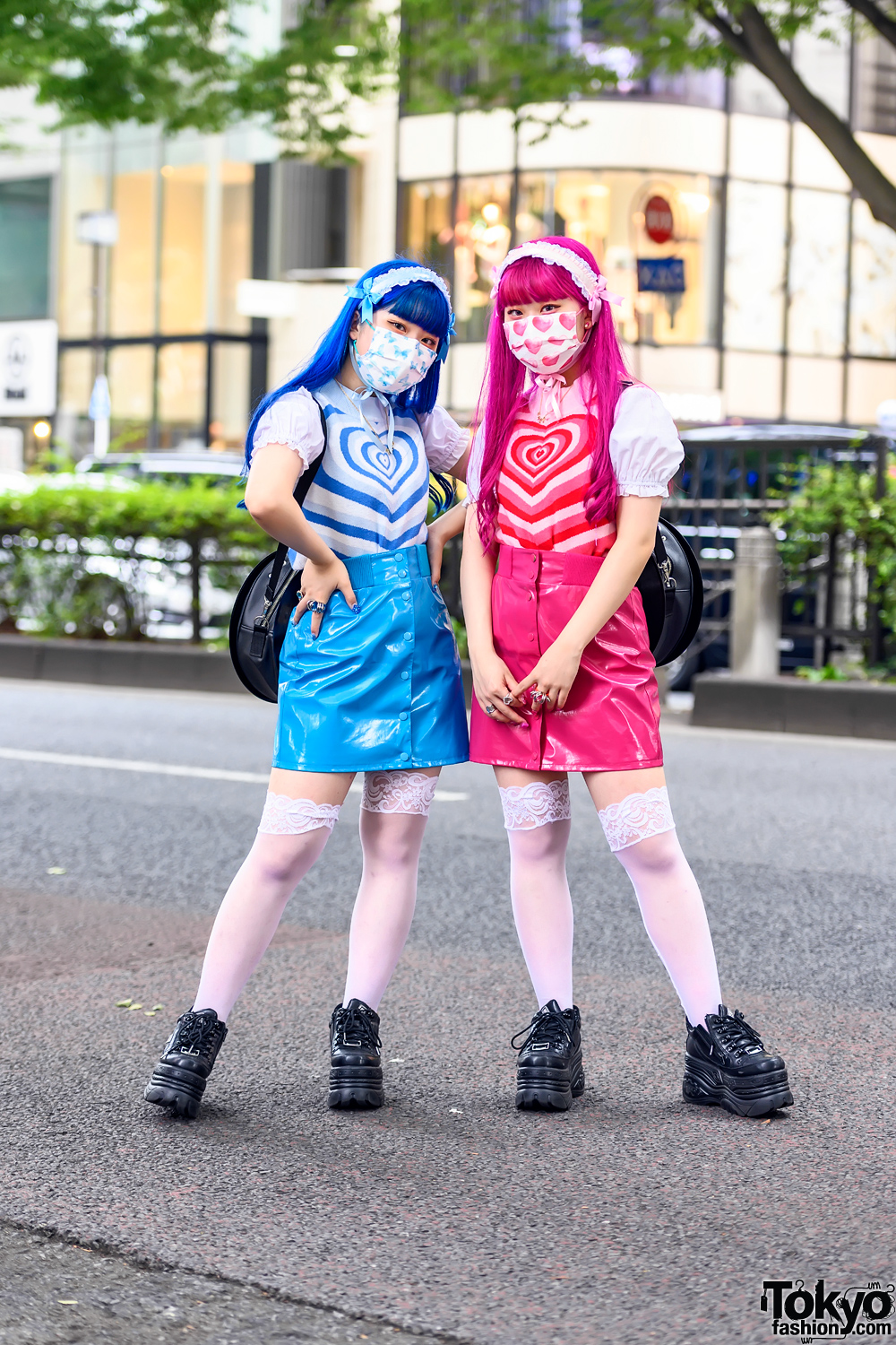 Kawaii & Colorful Japanese Twin Sisters in Harajuku w/ Peco Club, 6%DOKIDOKI, G2? Record Bags & Yosuke Platforms