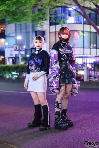 Harajuku Girls in Dark Looks w/ Extra Long Sleeves, Giant Zipper, Never ...