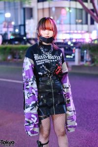 Harajuku Girls in Dark Looks w/ Extra Long Sleeves, Giant Zipper, Never ...