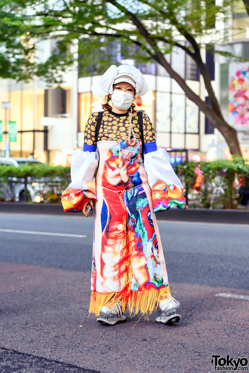 Japanese Fashion Designer in Colorful Avantgarde Handmade Street Style & ESQAPE Sping Shoes in Harajuku