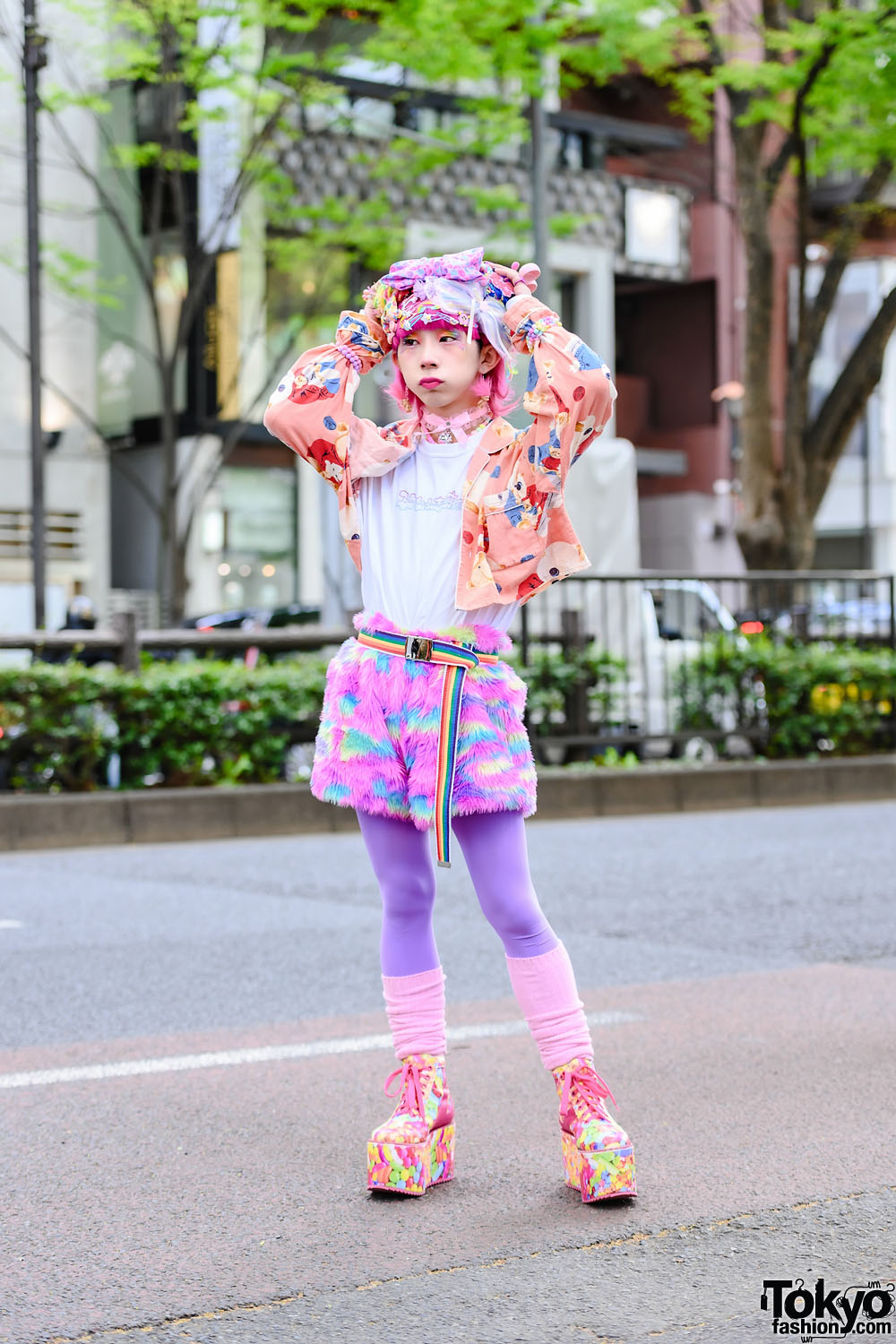Japanese Idol’s Kawaii Street Style w/ Decora Accessories, Troll ...