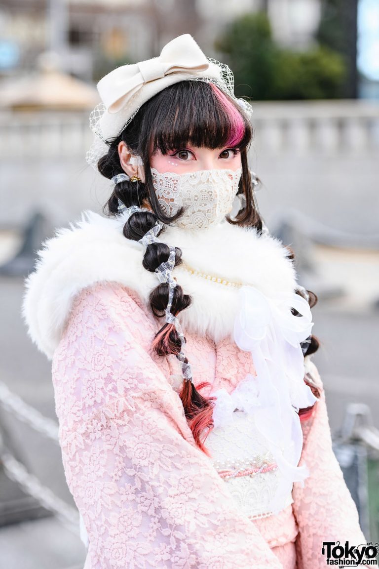 RinRin Doll Wearing A Kimono & Twintails Hairstyle On The Street In ...