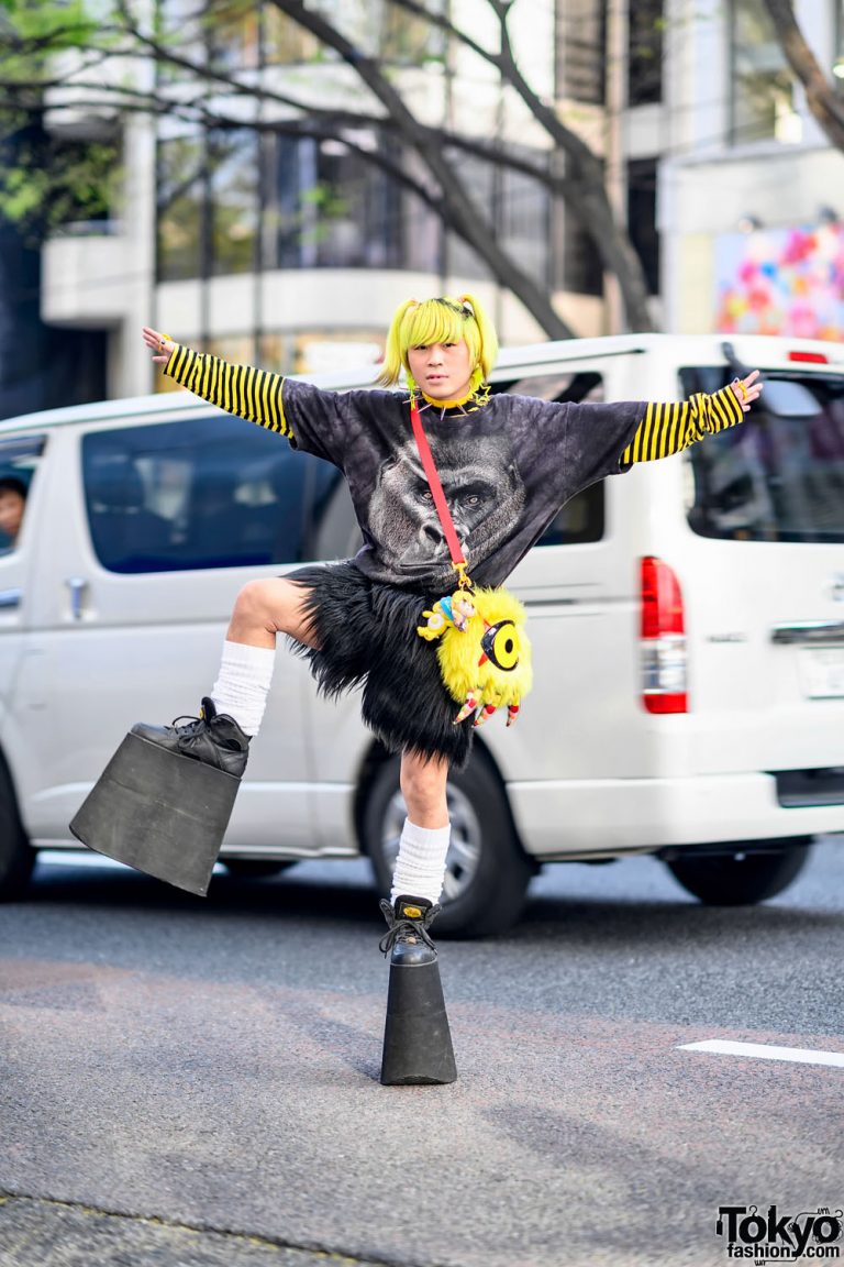 Japanese Kawaii Idol in Harajuku w/ Yellow Hair, Buffalo “Monster” 30cm ...