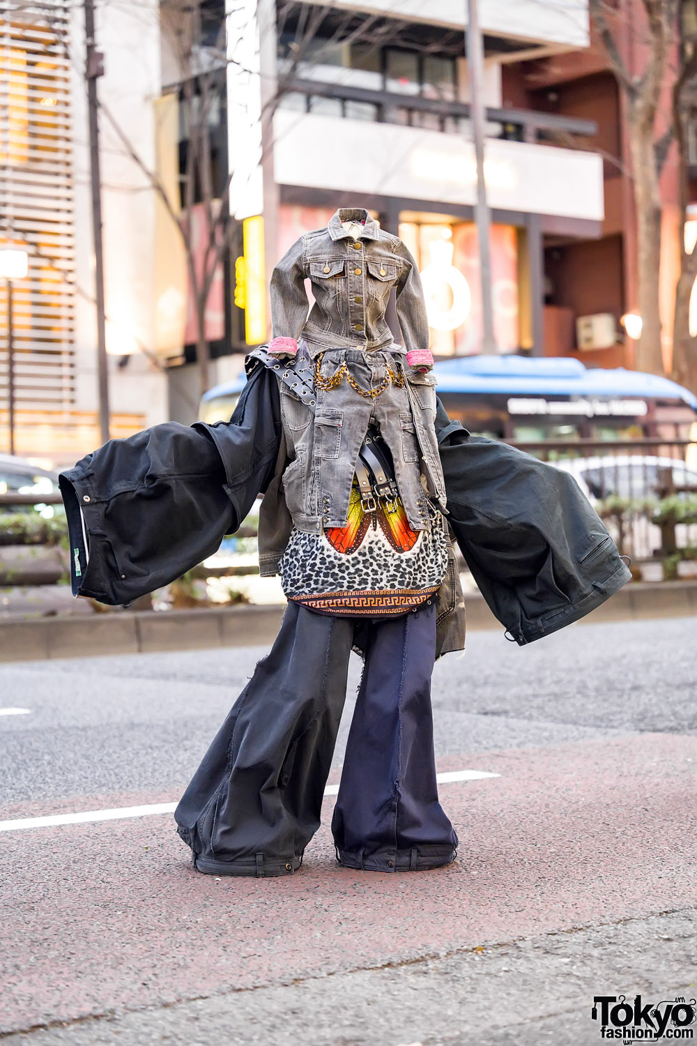 Japanese “Denim Man” Street Style w/ Handmade Jeans Outfit & Denim Mask in Harajuku