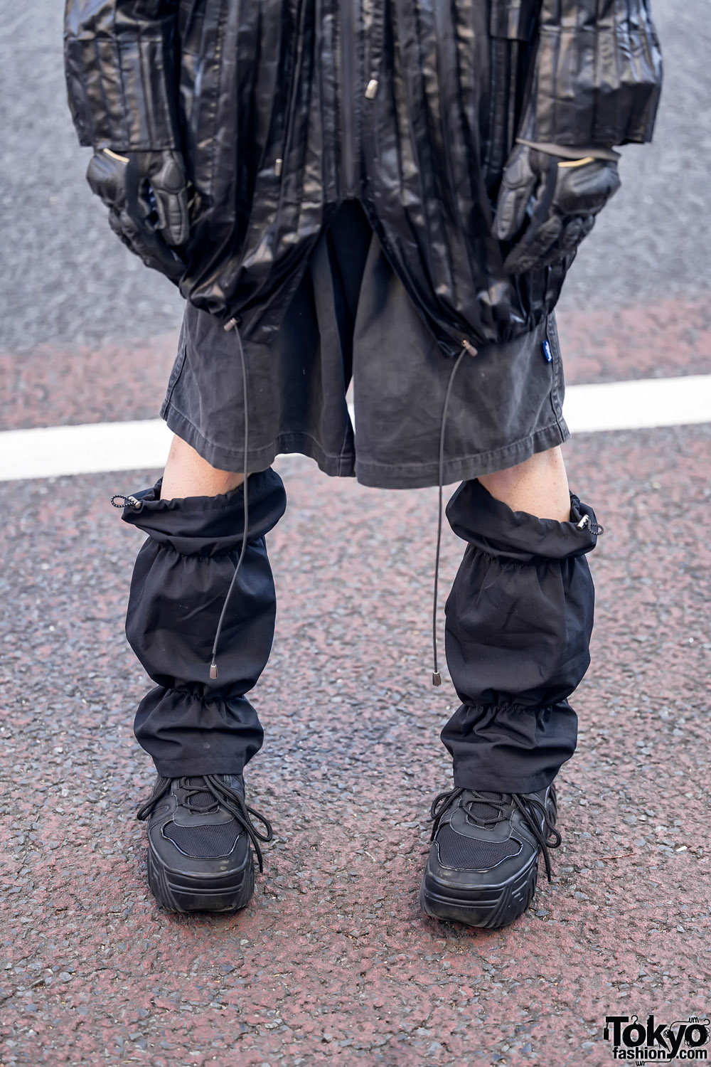 Japanese Cyber/Y2K Street Style With Pleated Jacket in Harajuku – Tokyo ...