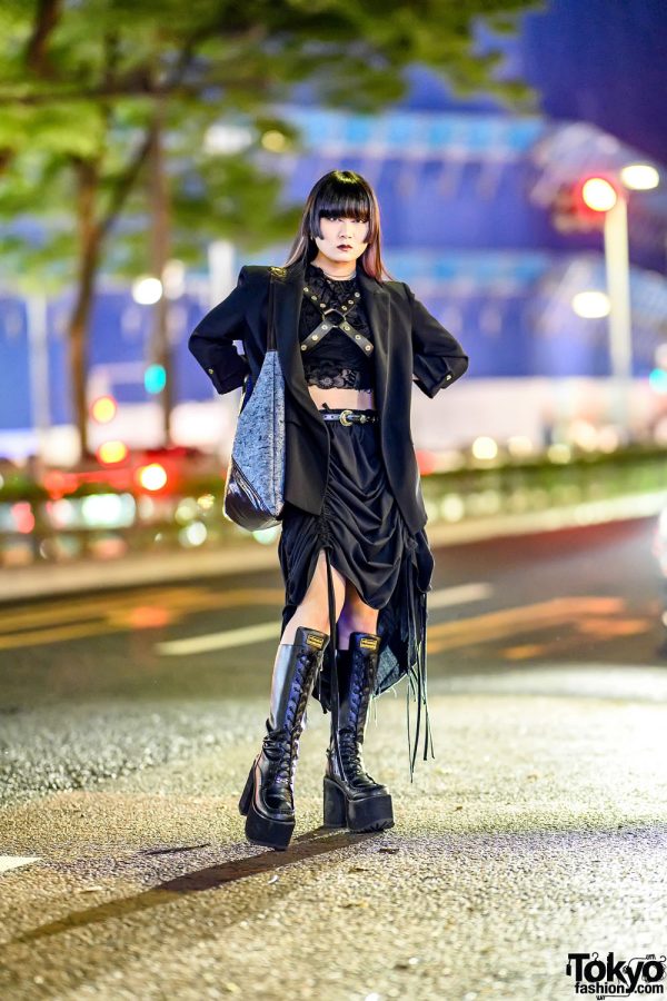 Japanese Dancer w/ Hime Hairstyle in All Black Harajuku Street Style ...